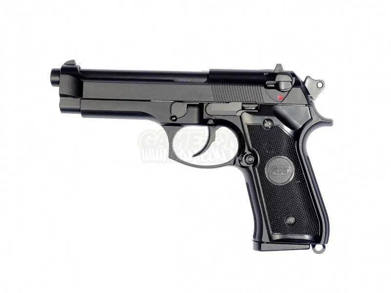 M9 Classic Gass Softgun med Blowback - Game-On.no