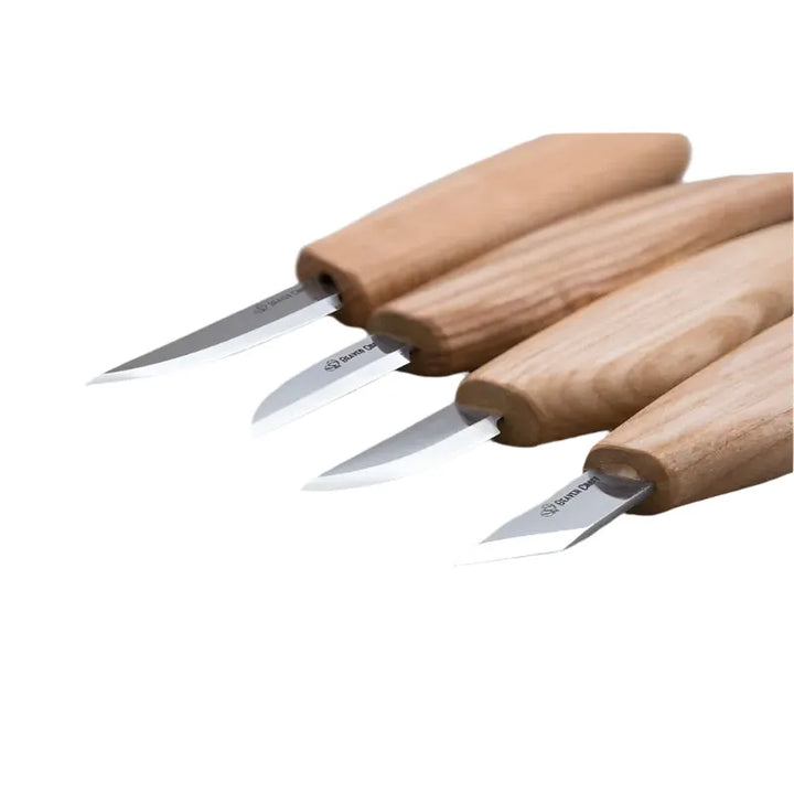 S07 - Treskjæresett med 4stk Kniver og Etui - Game-On.no