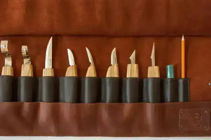 Skinnetui Rull med 8stk Lommer til Verktøy - Game-On.no