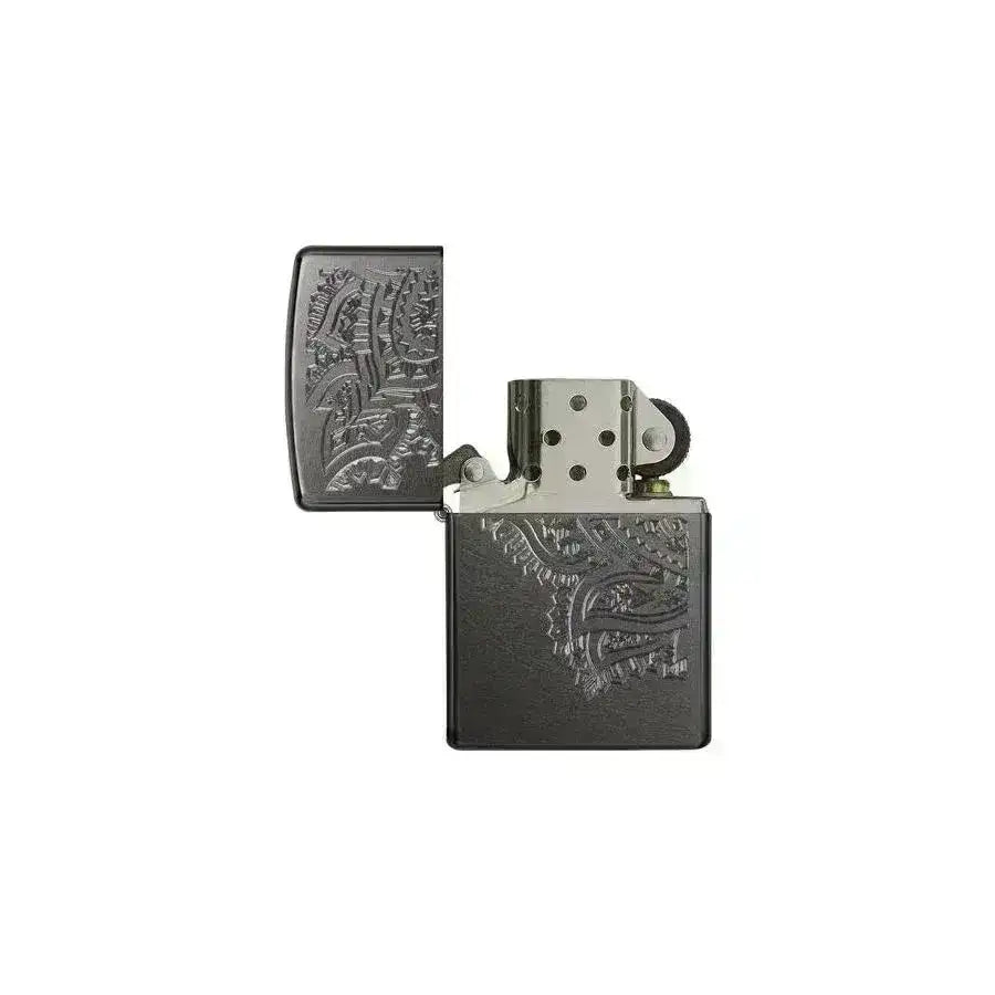 Zippo Lighter - Engraved Paisleys - Game-On.no