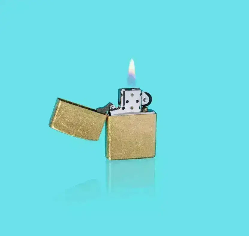 Zippo Lighter - Klassisk Street Brass - Messing Lighter - Game-On.no