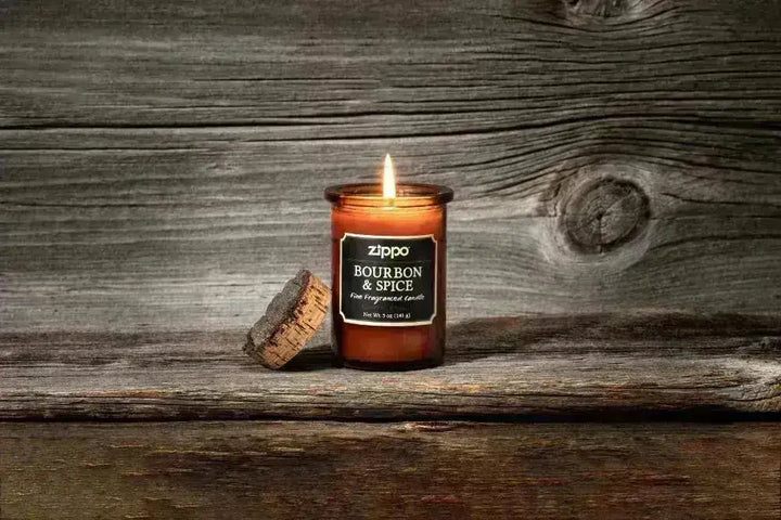 Zippo - Spirit Candle Duftlys - Bourbon & Spice - Game-On.no